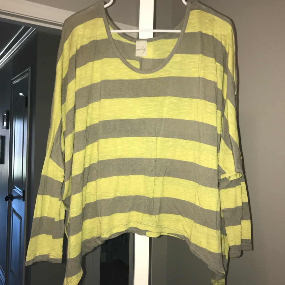 Green and Gray top